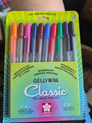 Sakura Gelly Roll Classic 0.4mm Medium Line 0.8mm Ball 10 Pens 37460