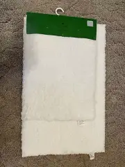 NWT WHITE KATE SPADE BATH RUG SET