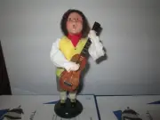 Byers Choice 2004 Magnificent Williamsburg Boy with Guitar