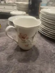 LENOX Orange Sulfur Butterfly Meadow Tea Cup Coffee Mug Scalloped Porcelain