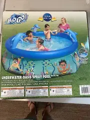 H2OGO Underwater Oasis Spray Pool Built-In Dolphin Sprayer