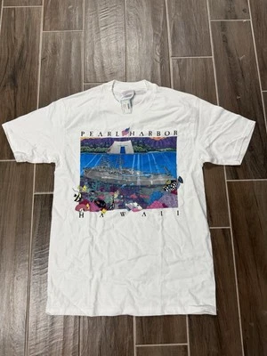Vintage 90s USS Arizona Pearl Harbor HI Memorial T-Shirt Sz M Single Stitch