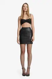 fishnet tights in black