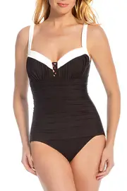 Arianna One Piece--MIR-448221