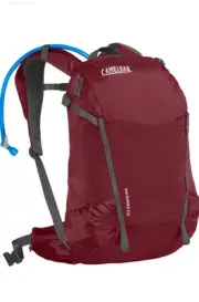 CAMELBAK Womens Rim Runner 20L Backpack X20 70OZ. 2 Liter Hydration. 1.3 Lbs New
