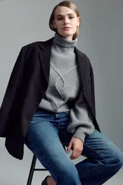 maya cable knit in greymarle