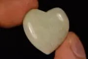*NEW JADE* Heart 2.5cm 11.6g Palm Stone Healing Crystal, Bowenite