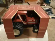 Vintage Scale Models 1/16 Scale Hesston 1380 Tractor NIB