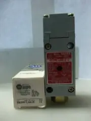 New Allen Bradley 802PR-LAAJ3 Proximity Limit Switch Series C NIB