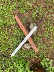 Hand Forged Carbon Steel Viking Sword Sharp Battle Ready Sword With Scabbard
