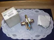 McQuay 067284401 Reversing Valve U1-306040-2SG, Less Coil, NEW IN BOX!