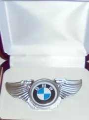 BMW FW Luftwaffe Aircraft Engine Jet Plane Pilot Crew Wing Jacket Hat Pin Badge