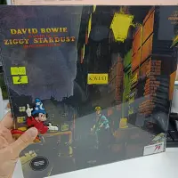 在飛比找Yahoo!奇摩拍賣優惠-歡樂購～ DB69734 大衛鮑伊 David Bowie 