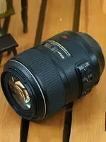 尼康 AF-S VR 105MM F/2.8G IF-ED 單反人像 全畫幅 2.8G微距鏡頭