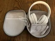 Al Capone Wireless Bluetooth Headphones with Hard Shell Case - Brand New