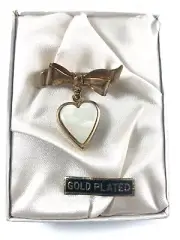 Bow & Heart Gold Plated Pin | Vintage | Good | New Old Stock
