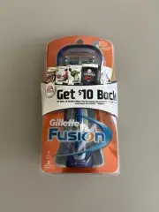 Gillette Fusion 1 Razor and 2 Cartridges 5 blades USA. Rare 2005 NEW SEALED
