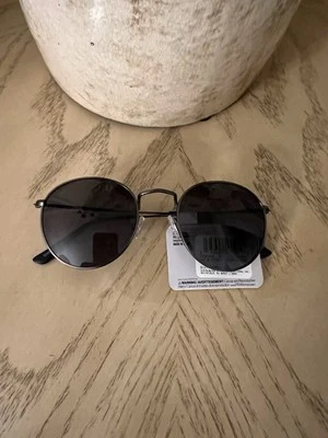 NWT West Loop Sunglasses 61899CAL030 FWG Black Round Metal 100% UVA-UVB