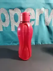 Tupperware Eco Twist Flip Top Water Bottle 32 oz / 1L Lipstick Red Sparkle New!.