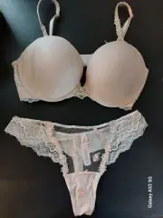 NWT Victoria’s Secret Dream Angels Rosebud Embroidery Bra &Thong 38DD XLarge