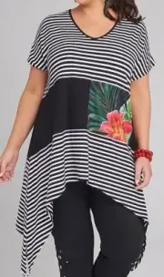 TS Taking Shape Plus Sz S 16-18 Tunic Top Stay In Line RRP $110, NEW WITH TAG