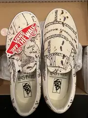 VANS x Harry Potter Marauders Map Classic Slip On Kids Size 1.0
