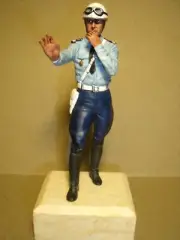 1/18 FIGURE FRENCH POLICEMAN 2 VROOM PAINTED FOR AUTOART MINICHAMPS MATTEL