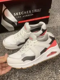 在飛比找Yahoo!奇摩拍賣優惠-安安精品保證正品~SKECHERS  新款女士減震透氣網面運