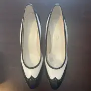 Naturalizer Vintage Wingtip Heels Black & White Retro Shoes Size 8