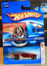 Split Decision Hot Wheels 2005-015 First Edition Realistix Wing Like Doors