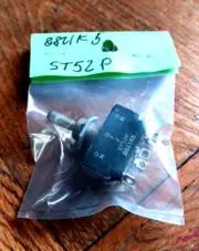 8821K5 Toggle Switch DPDT On-Off-On (Center OFF) ST52P NEW