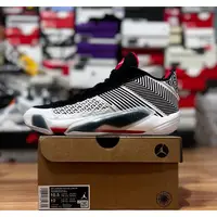 在飛比找蝦皮購物優惠-Air Jordan 38 Low US10/10.5 全新