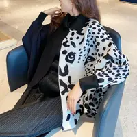 在飛比找ETMall東森購物網優惠-三宅褶皺時尚蝙蝠袖豹紋印花外套