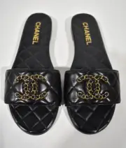 Chanel 23P Black Chain Gold CC Logo Quilted Mules Slide Sandal Slip On Flat 39