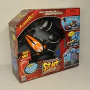 Lazer Stunt Chaser FlameOut, NEW, Thinkway Light Controlled Stunt Vehicle 80123