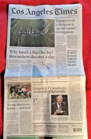 OBITUARY PAT ROBERTSON 1930 - 2023 RELIGIOUS BROADCASTER EVANGELICAL FRONT PAGE