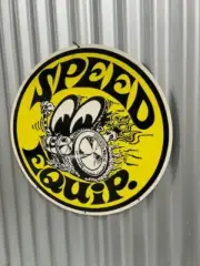 MOONEYES SPEED EQUIP 560 MM DIAMETER METAL SIGN