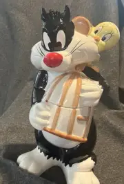 Sylvester and Tweety Bird Ceramic Cookie Jar Looney Tunes Warner Brothers 1993