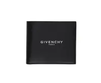 在飛比找Yahoo!奇摩拍賣優惠-[全新真品代購] GIVENCHY 經典款 黑色皮革 短夾 