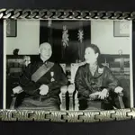 蔣公/蔣中正/蔣介石民國49年5月20日 總統就職 與夫人宋美齡 晚年老照片原件 勵志總社攝影
