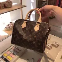 在飛比找蝦皮購物優惠-二手全新精品 LV Bandoulière Speedy25