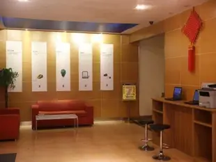 漢庭瀋陽北站惠工酒店Hanting Hotel Shenyang North Train Station Hui Gong