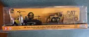 HO 1:87 Diecast Masters CAT CT660 Day Cab Tractor w/Lowboy & Grader NIB