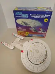 1993 2 Star Trek 1 Sealed 1 Loose Next Generation Enterprise Gliders Playmates