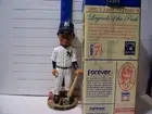 2003 FOREVER COOPERSTOWN COLLECTION REGGIE JACKSON N. Y. YANKEES BOBBLEHEAD MT