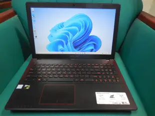 ASUS X550V電競I7-6700HQ,15.6吋FHD,GTX950獨顯2G,8G/240G SSD 新電池