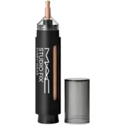 MAC Studio Fix Every-Wear All-Over Face Pen Matte Foundation - NC17. BNIB.