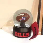 BUFFALO BILLS NFL FOOTBALL GLASS SNOW GLOBE FOCO