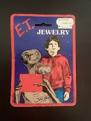 E.T Jewelry E.T & Elliott Pin 1982 Universal Studios