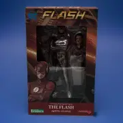 NEW The Flash 1/10 Scale Kotobukiya Pre-Painted ARTFX+Statue